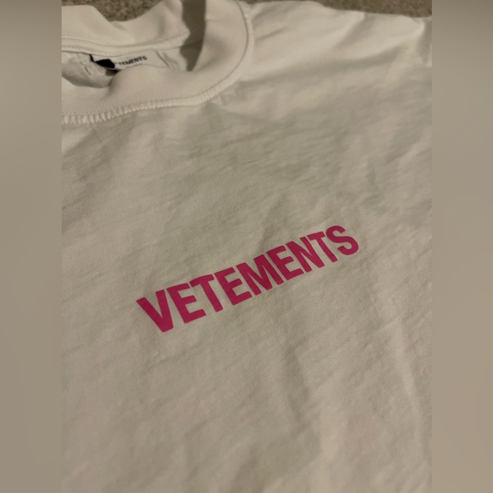 Vetements Pink Logo Label T Shirt White
